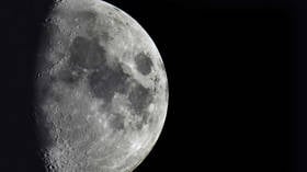 China builds artificial moon